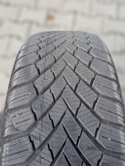Зимни гуми 175/60R15 Continental