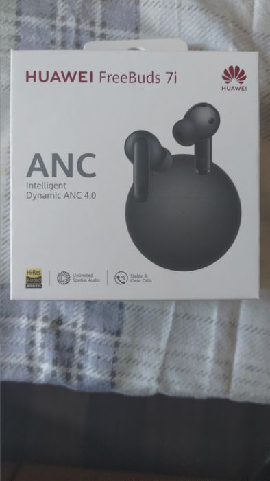 Продавам слушалки