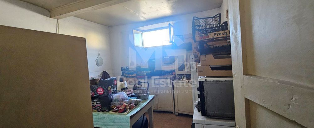 Къща в Пловдив, област-с.Тополово площ 162 цена 94500