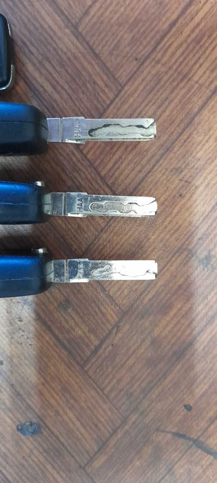 Контакти ключове за Фолксваген