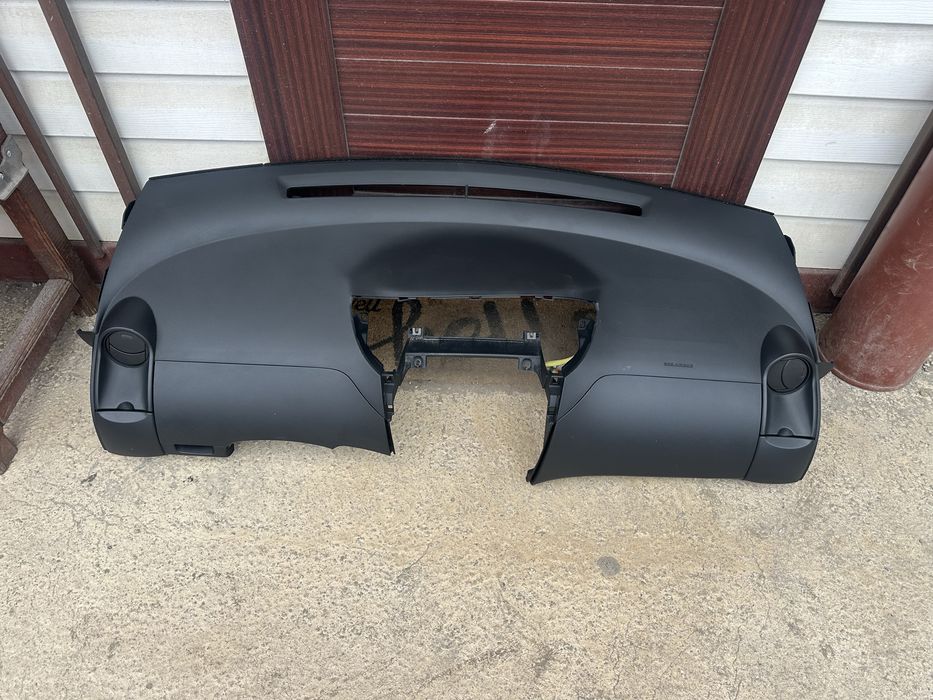 Табло със десен airbag за Тойота Ярис 2006-2010г.!