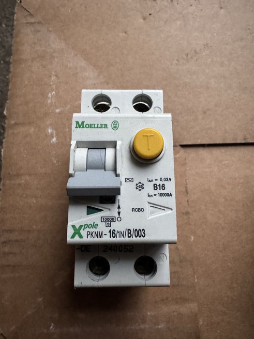 Siguranta diferentiala  16a