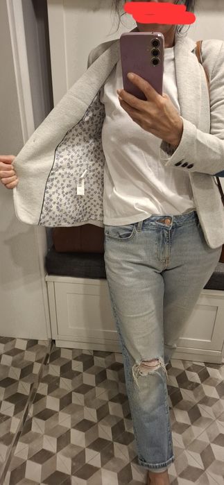 Дънки Zara и спортно сако