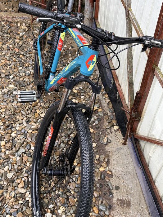Se vine bicicleta + trotineta electrica cu batere detasabila