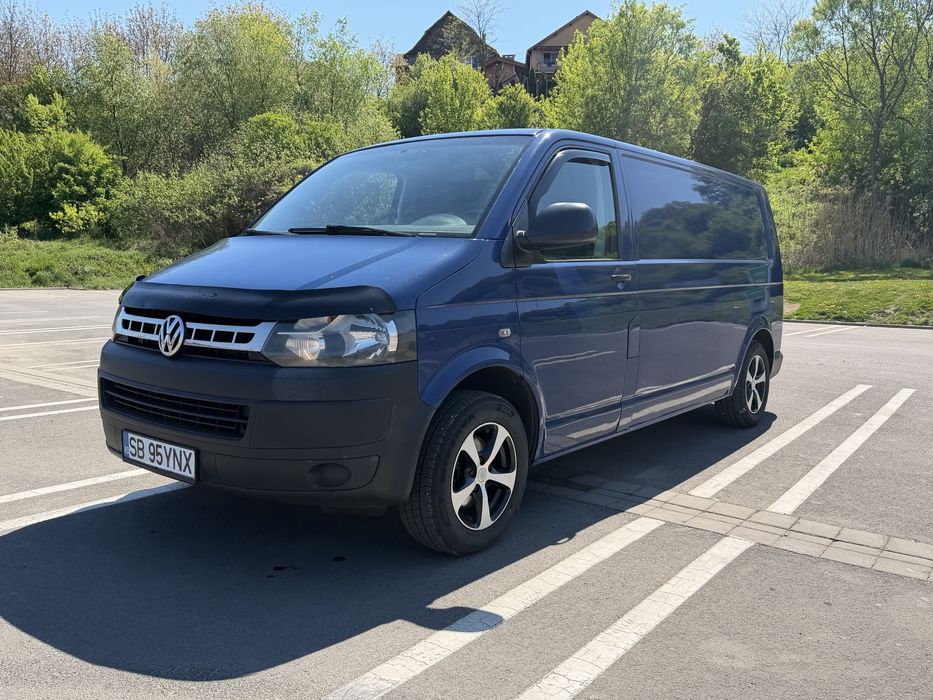 Se vinde Autoutilitara Volkswagen T5 2014