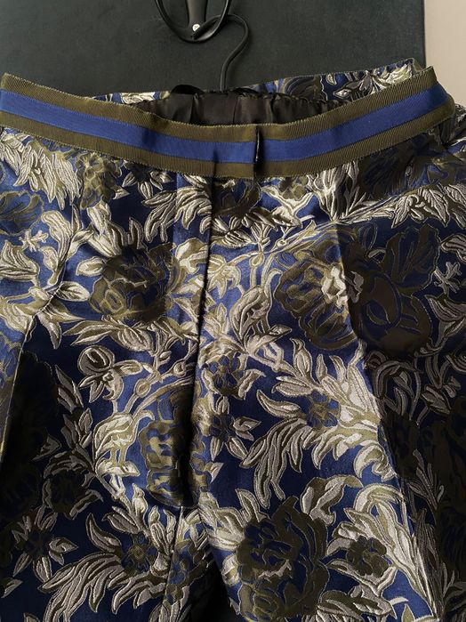 Оригинално костюмче на Luisa Spagnoli, италиански размер 42.