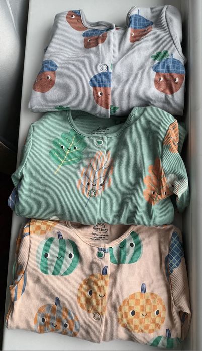 Комплект бебешки пижами  Next 6-9 м.