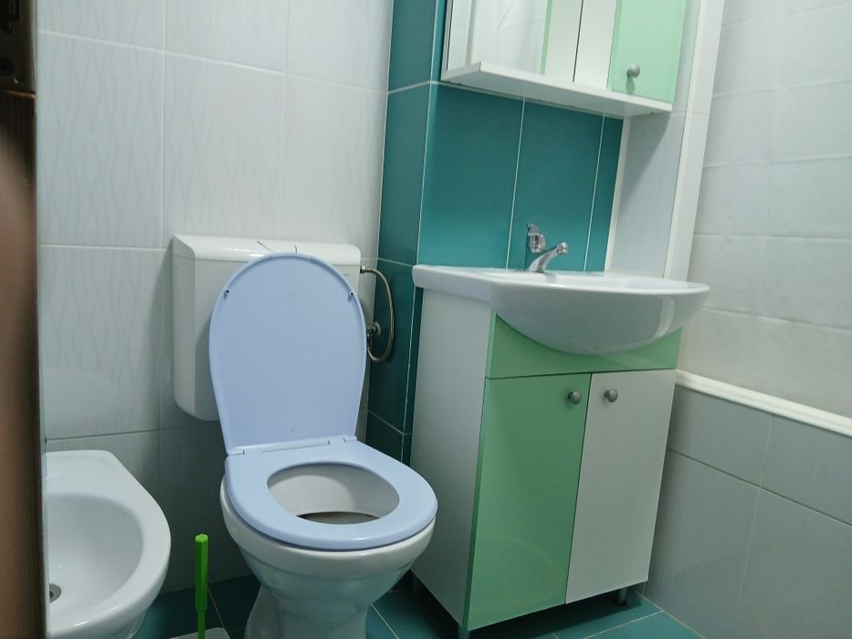 Vind urgent apartament în  Moreni pe strada Tineretului #24