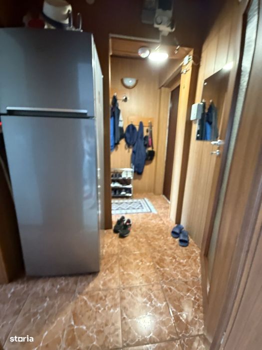Apartament trei camere, zona Gemenii-Florilor.