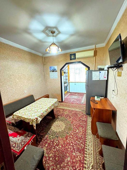 Продается своя квартира на Карасу-6 1-этаж, 2 подвала, 2 огорода 3/1/9