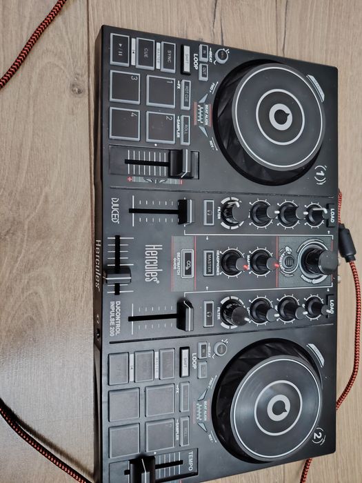 Controller HERCULES DJ  Inpulse 200