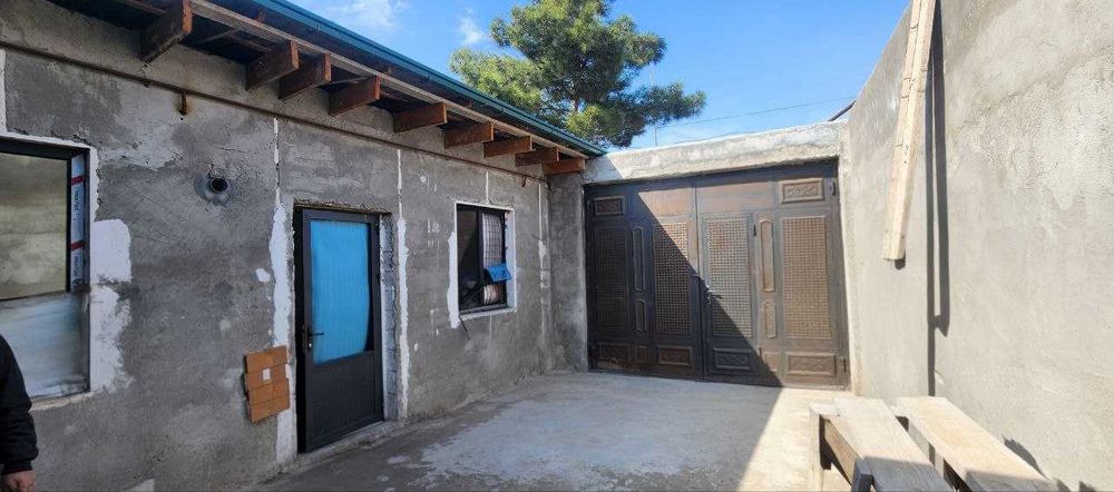 SROCHNA Yer narxida 4.5 sotix 5 xona xovli Sotiladi Katta qanida !