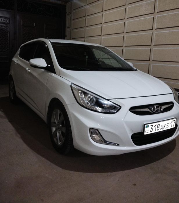 Продаю автомобиль хундай акцент