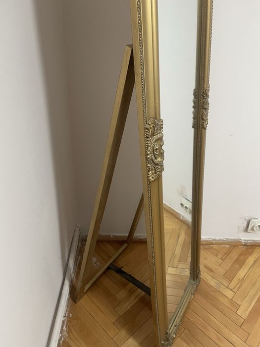 Oglinda podea rama aurie