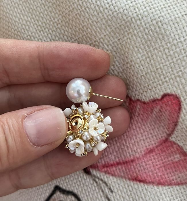 Красиви обици подходящи за повод