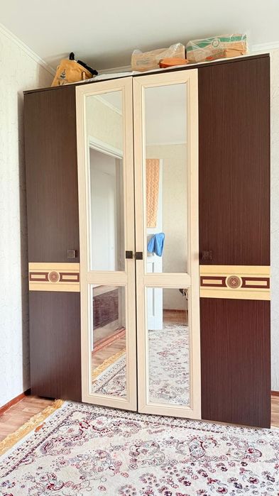 Шкаф сатылады 4 есикти