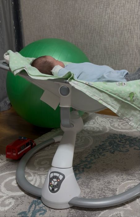 Продам детский шезлонг