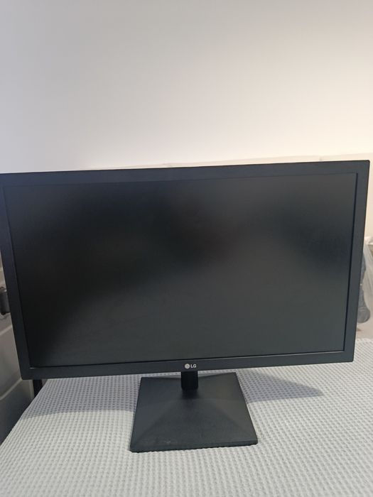 Монитор LG 22MK400H