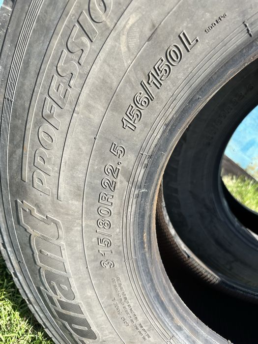 Продам шины на грузавое авто