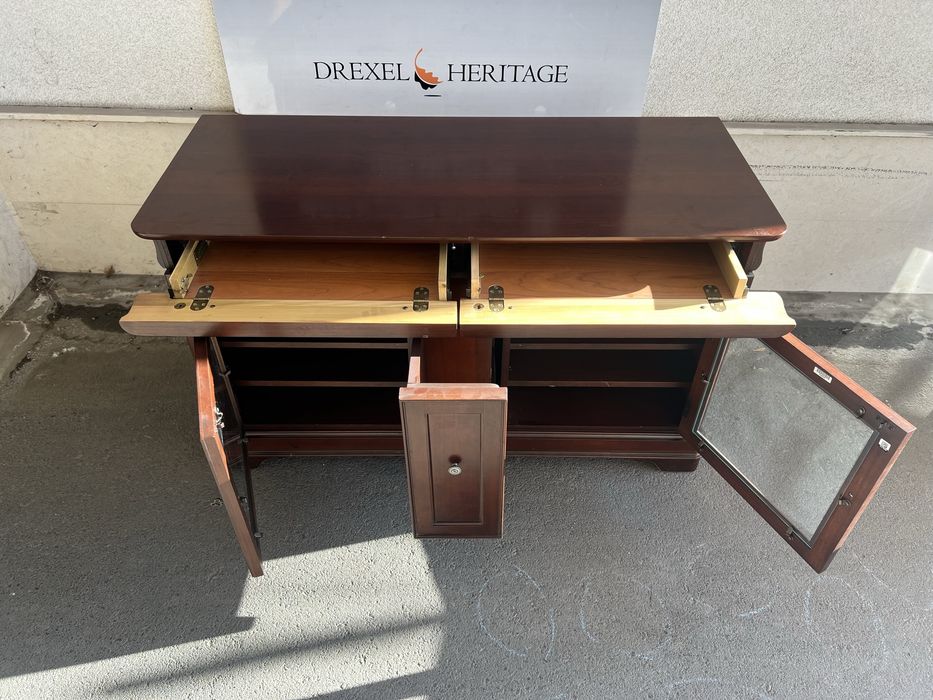 Тв шкаф , музикален шкаф DREXEL HERITAGE /Louis Philippe Collection