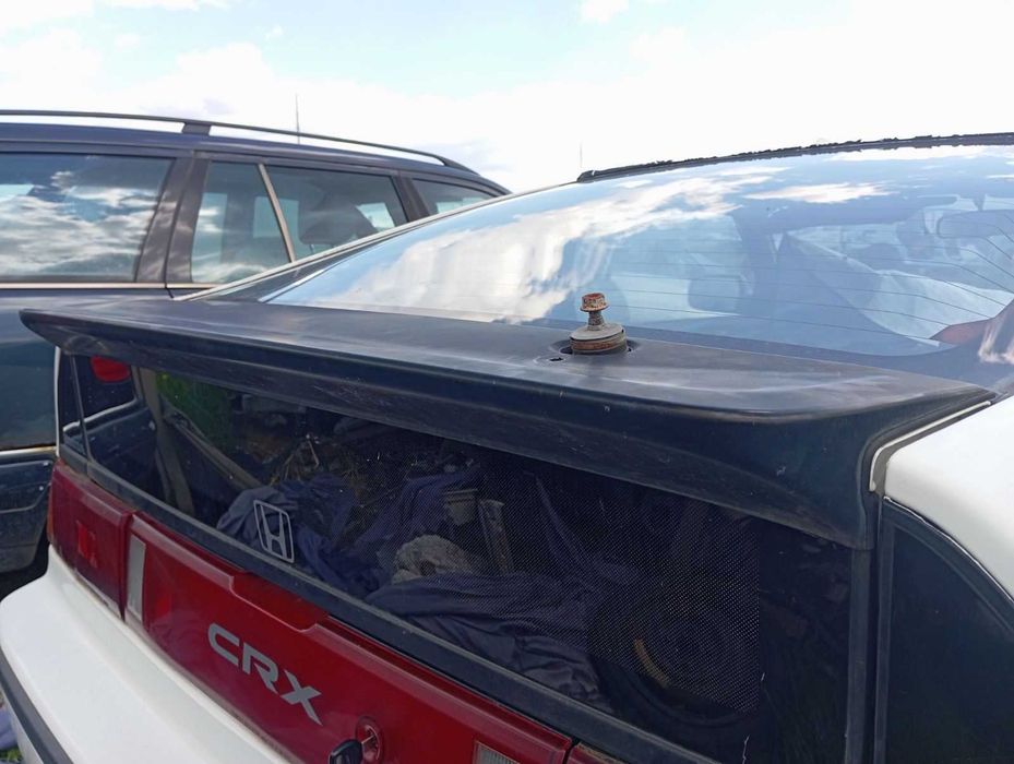 Продавам части за Honda CRX втора генерация 1989 на части с d16.