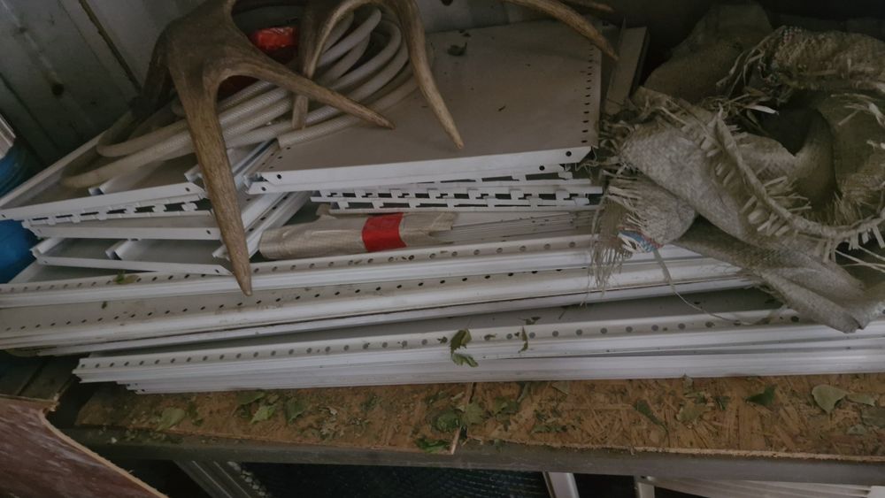 Продам стеллажи торговые б/у