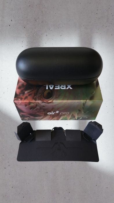 Ochelari AR Xreal Air 2 Pro
