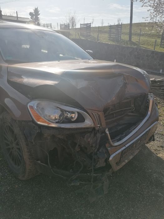 Volvo xc60 avariat putin