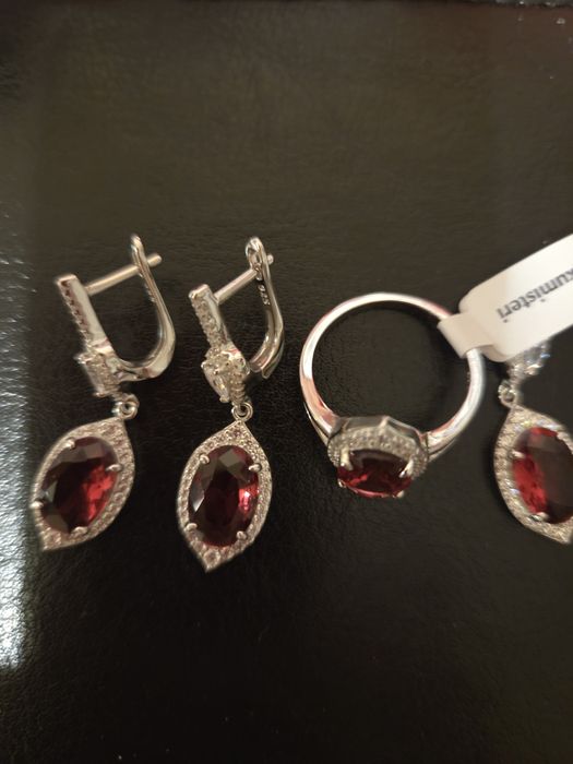 Продается серебряный набор 925 пробы