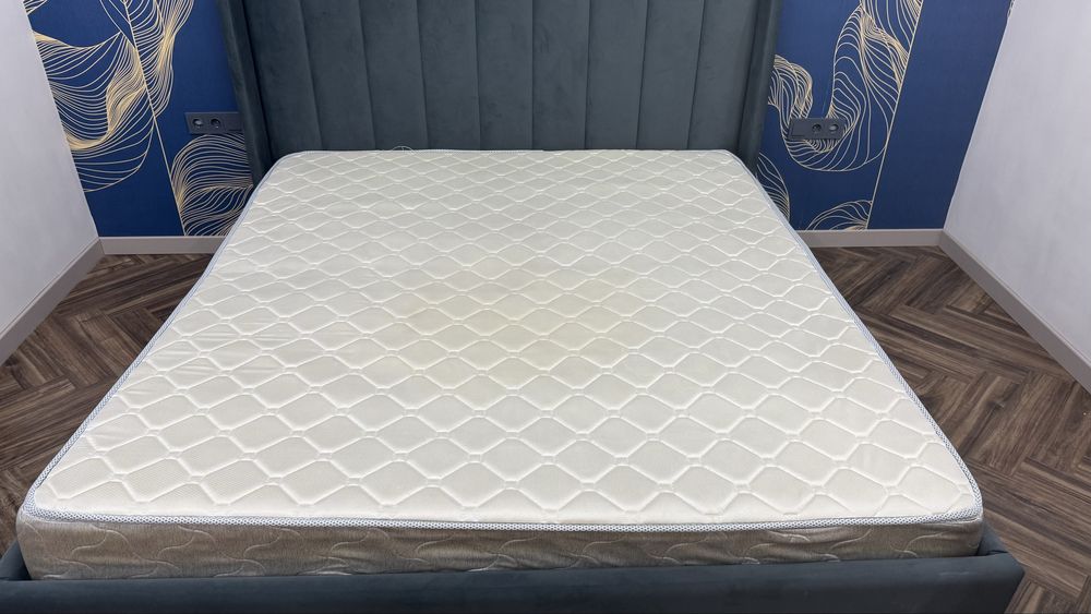 Матрац 180Х200 б/у