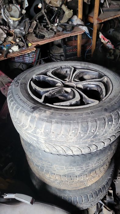 Продам запчасти на мазду КРОНОС