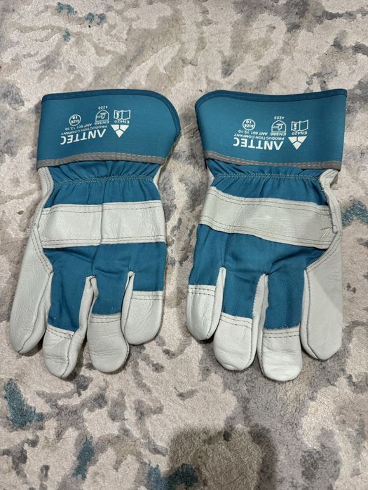 Продается перчатки