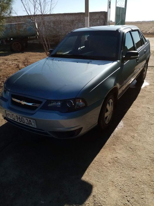 Faqat naqt pulga savdo boʻladi