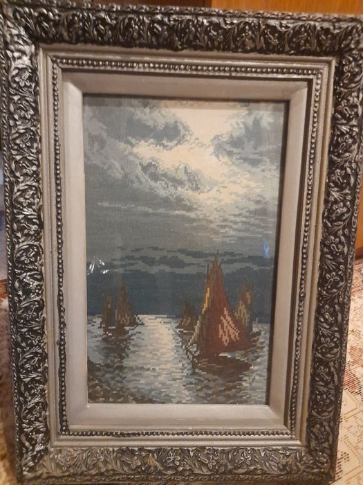 Гоблени шити с много любов