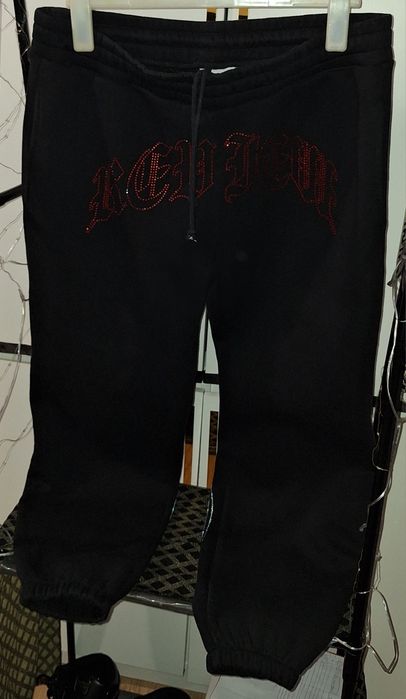 Pantaloni Review L