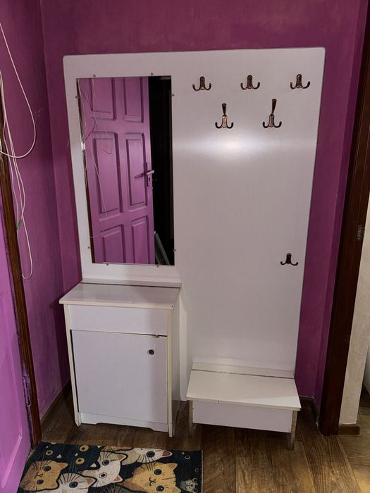 Шкаф вешалка в прихожую