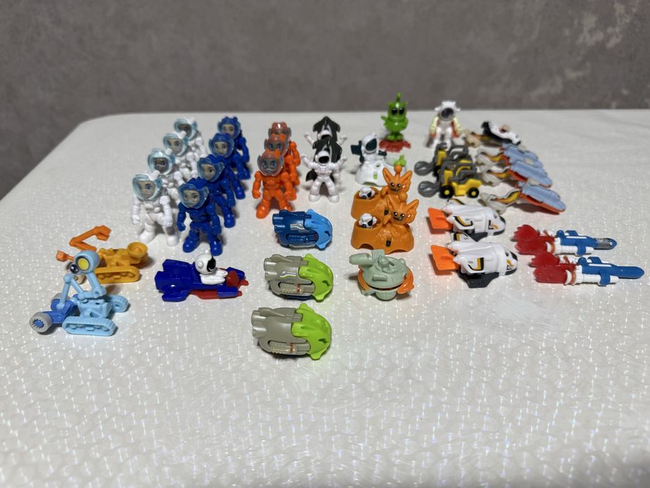 Kinder игрушки ( киндер)