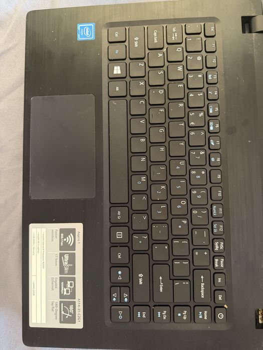 Laptop accer impecabil