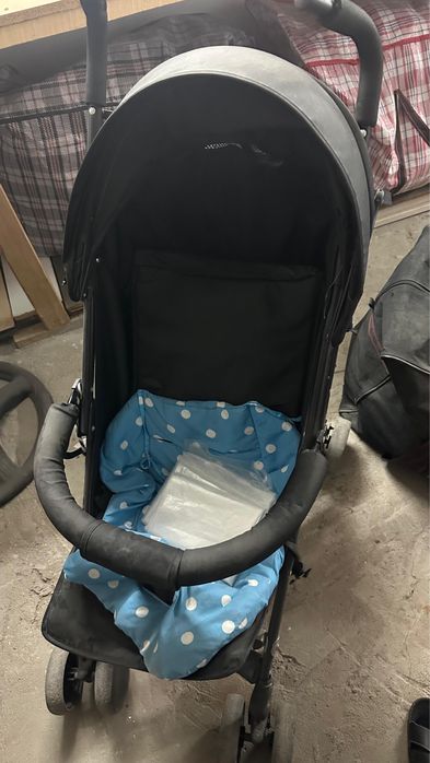 Продам детскую летнюю коляску ! В хорошем состоянии!