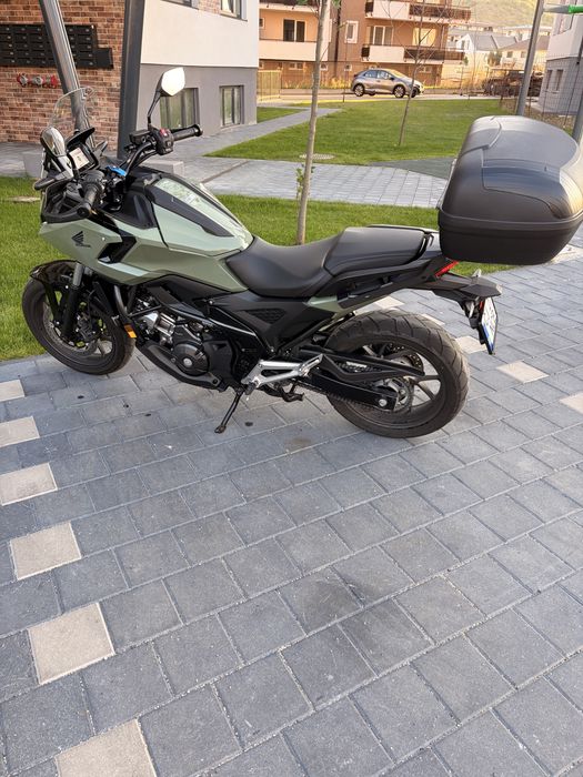 Honda NC750X DCT