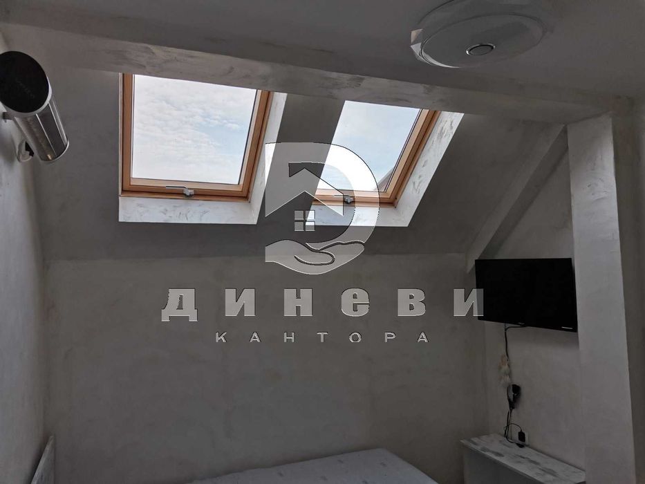 Продава се Тристаен апартамент в Стара Загора, ОРБ - 100 кв.м за 1290 €/кв.м - Снимка #7