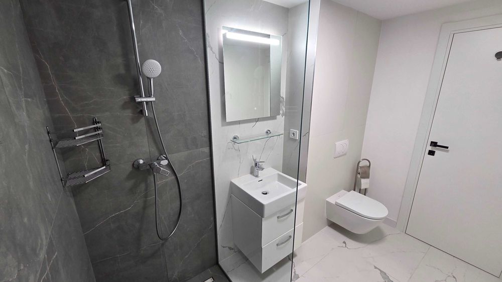 Inchiriez garsoniera, noua, mobilata si utilata, complex Akcent City, zona Bucureștii Noi, parcare subterană