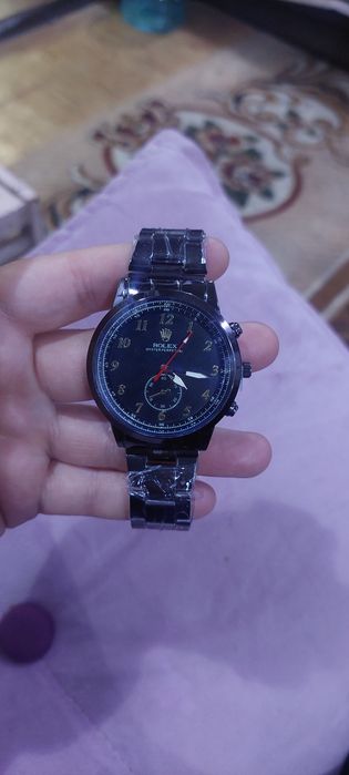 Мурской соат сотилади.