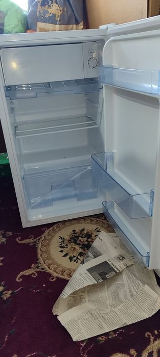 Холодильник Hisense