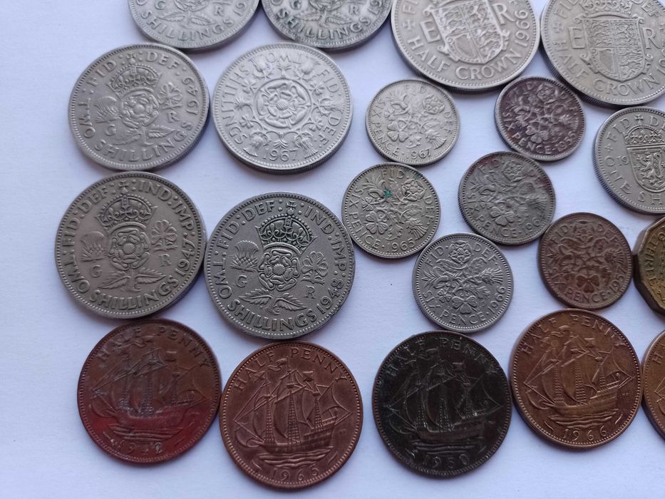 Lot 50 monede ani diferiti Anglia