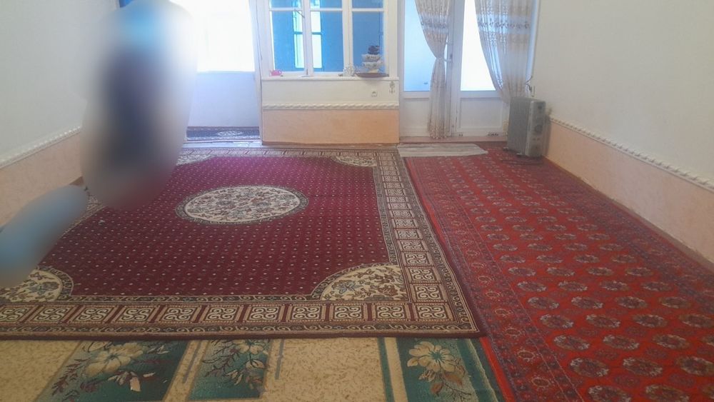 Eski shaharda hovli sotiladi