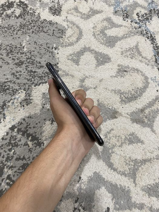 Iphone xs sotiladi