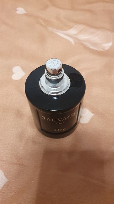 Vând Parfum Christian Dior Sauvage Elixir 60Ml extract de parfum.