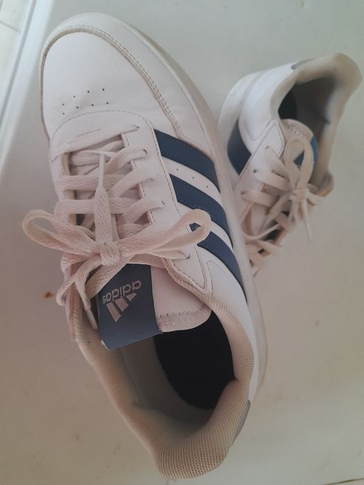 Adidasi nr 41,5 -42: