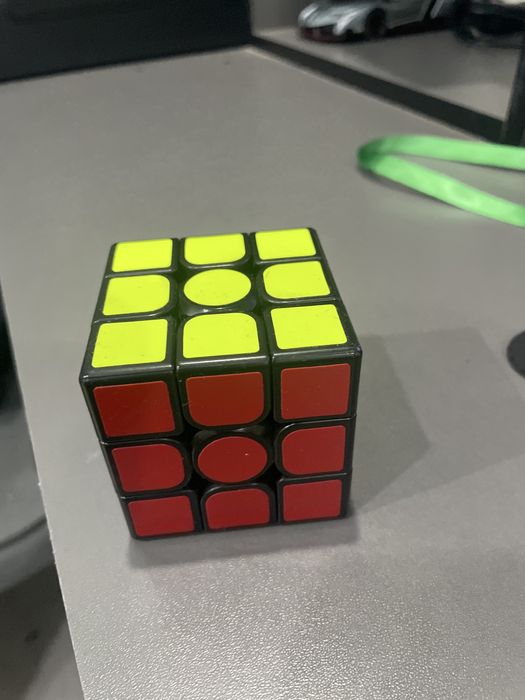 Продам кубик рубик магнитный